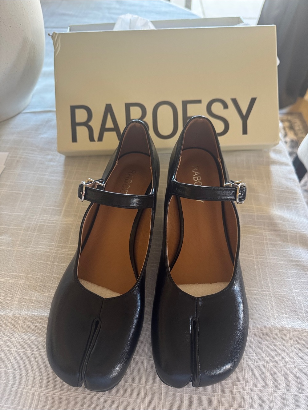 Raboesy Tabi Mary Jane Pumps